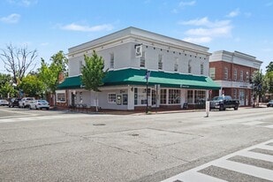 910 Charles St, Fredericksburg VA - Loft
