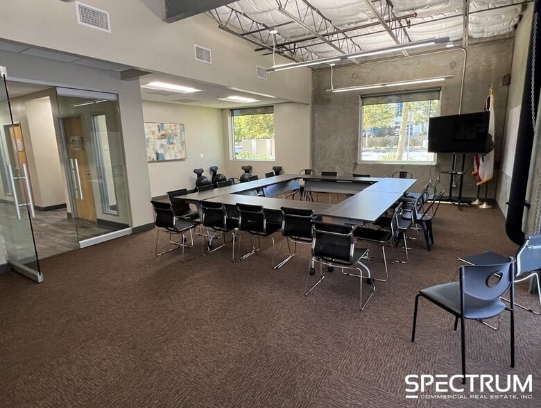 28368 Constellation Rd, Valencia, CA for lease - Interior Photo - Image 3 of 8