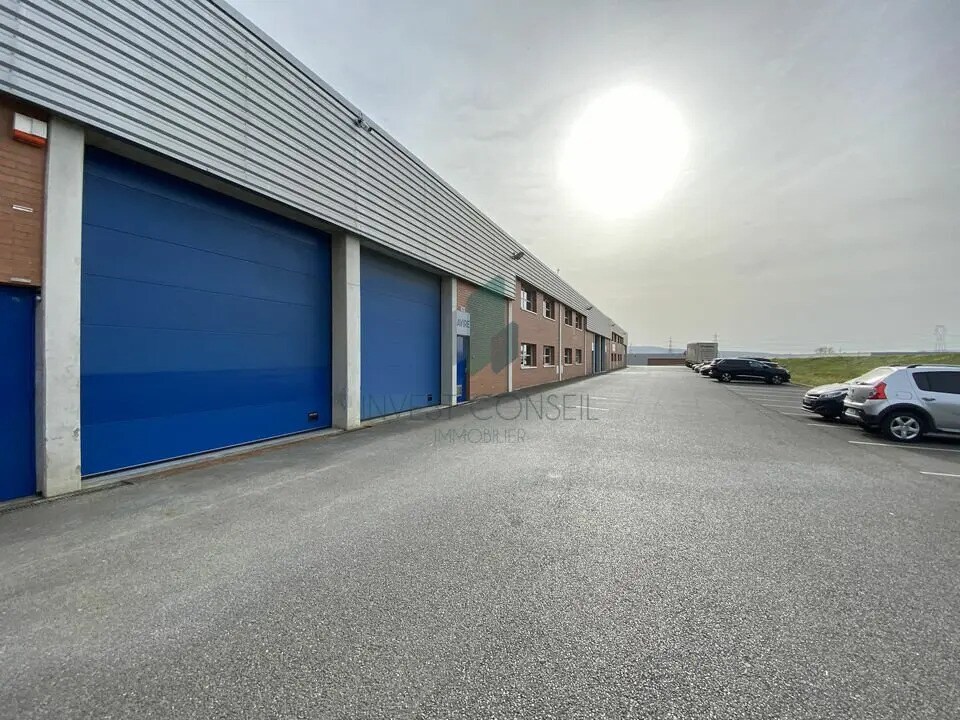 Flex in Chambly for lease Building Photo- Image 1 of 7