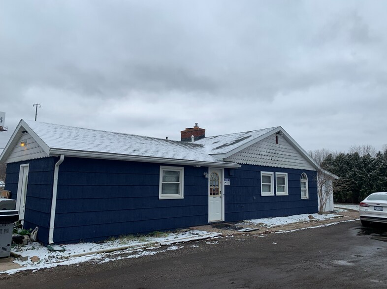 8365 Main St, Whitmore Lake, MI for sale - Building Photo - Image 1 of 1