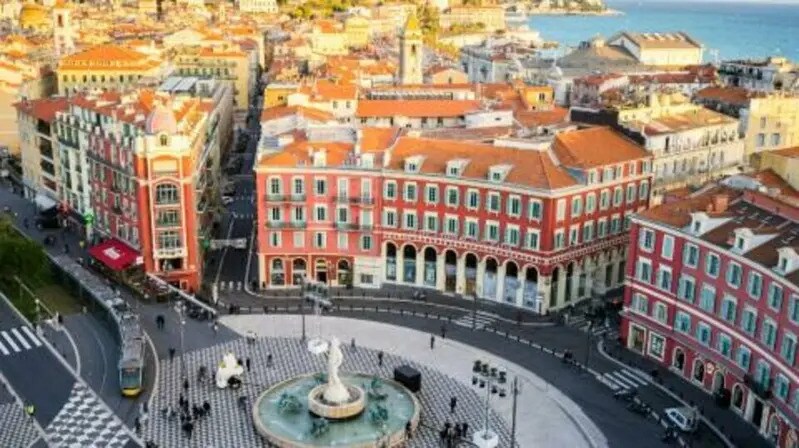 Retail in Nice for sale - Aerial - Image 1 of 3