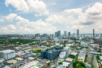 215-219 NW 24th St, Miami, FL - aerial  map view