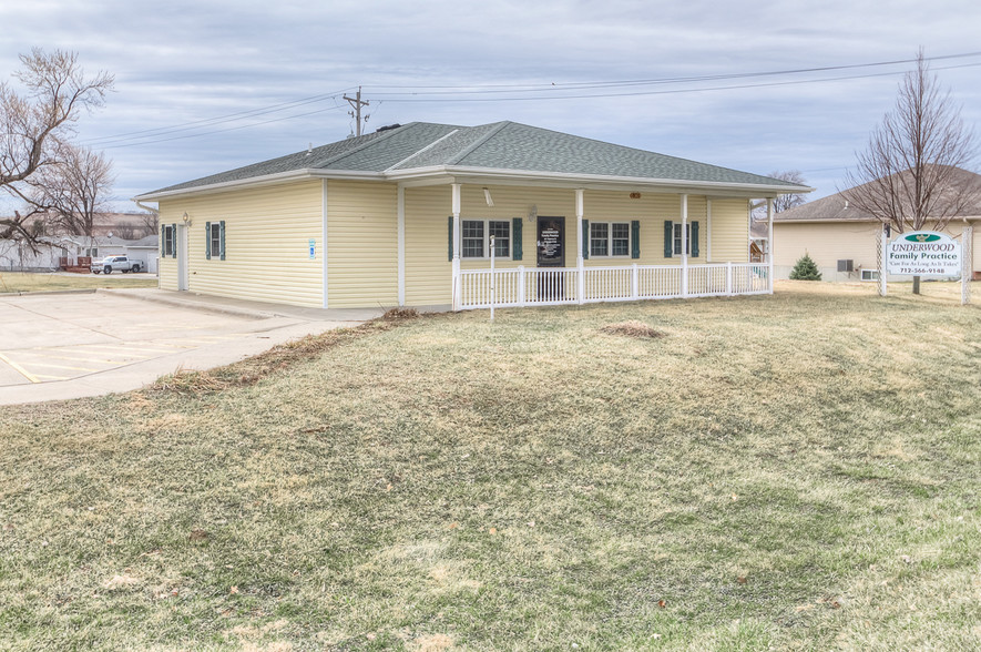 401 Highway St, Underwood, IA for sale - Building Photo - Image 1 of 1