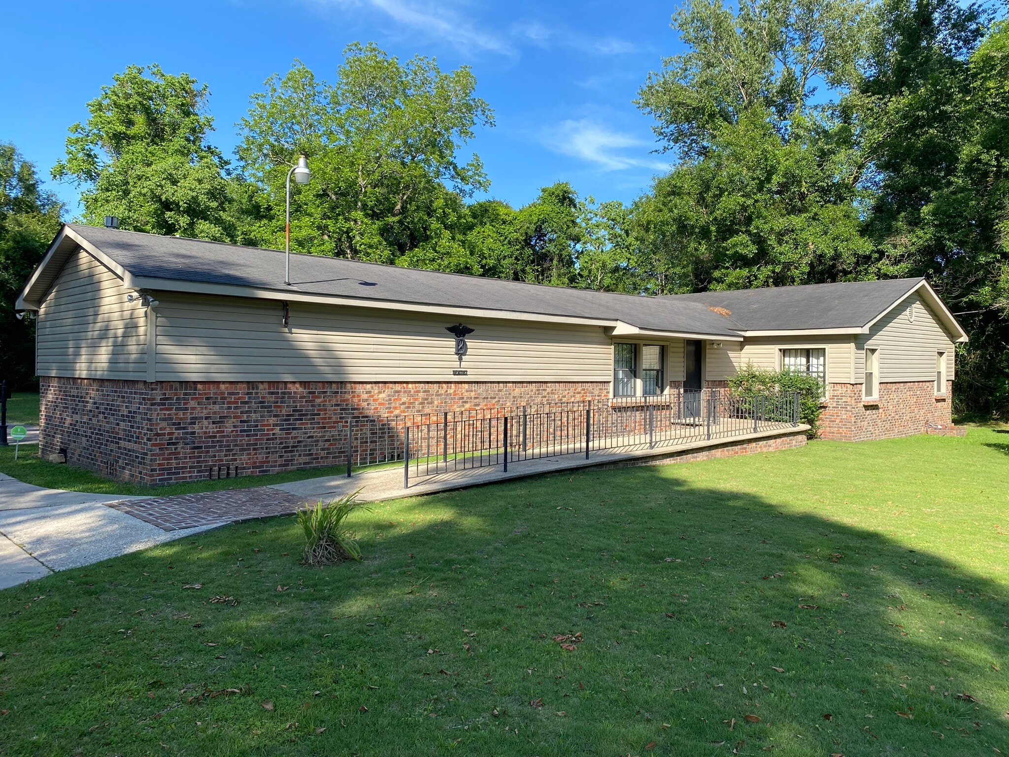 5710 Katherine Hankins Dr, Theodore, AL for sale Primary Photo- Image 1 of 12