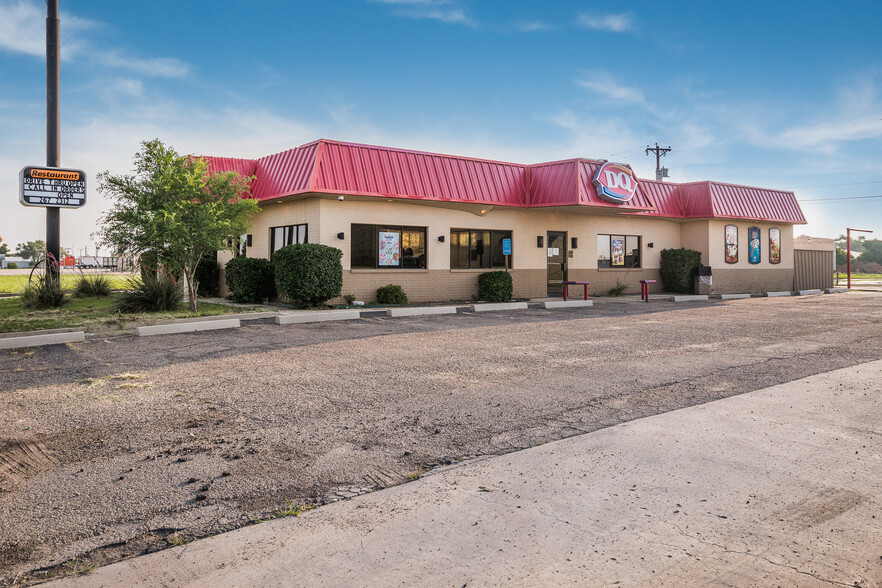 807 S Main St, Vega, TX for sale - Primary Photo - Image 1 of 1