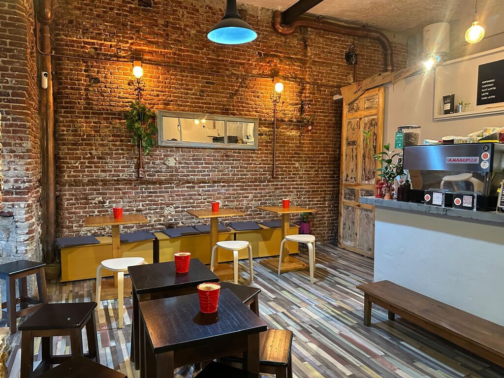  in Madrid, Madrid for sale Building Photo- Image 1 of 1