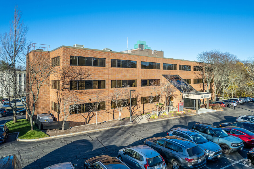 40 Walnut St, Wellesley, MA for lease - Primary Photo - Image 1 of 5