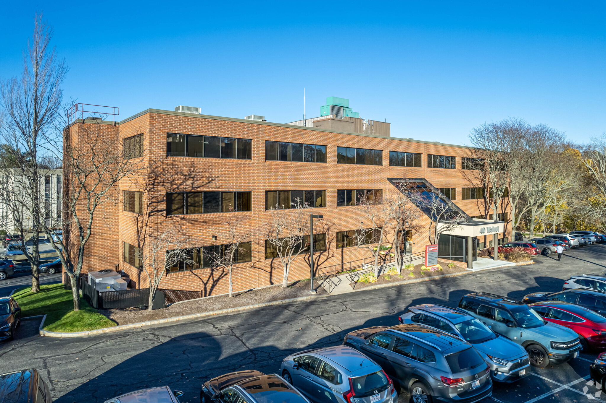 40 Walnut St, Wellesley, MA for lease Primary Photo- Image 1 of 6