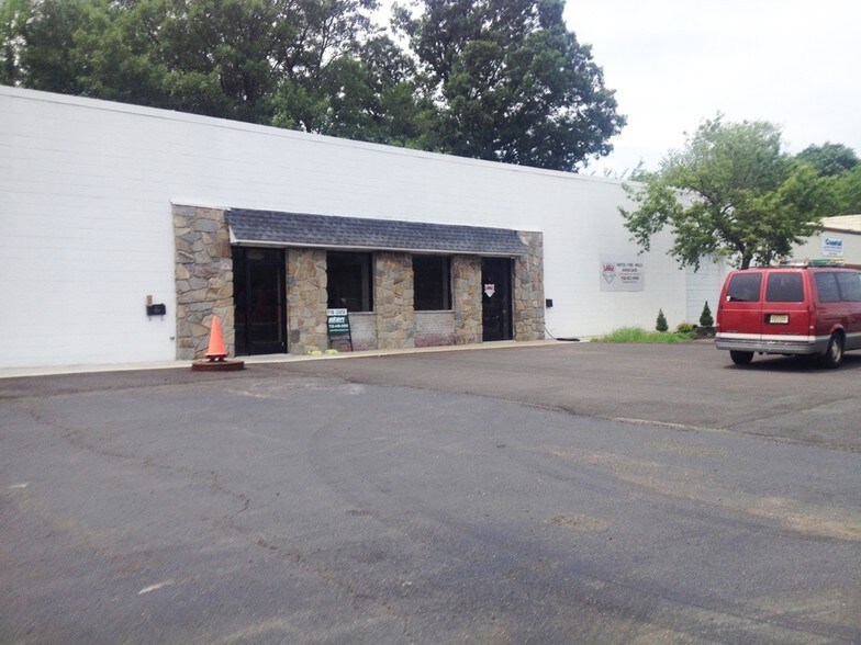 6-10 Phyllis St, Hazlet, NJ for sale - Primary Photo - Image 1 of 1