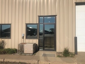 27071 Mueller Place, Sioux Falls, SD for lease Building Photo- Image 2 of 11