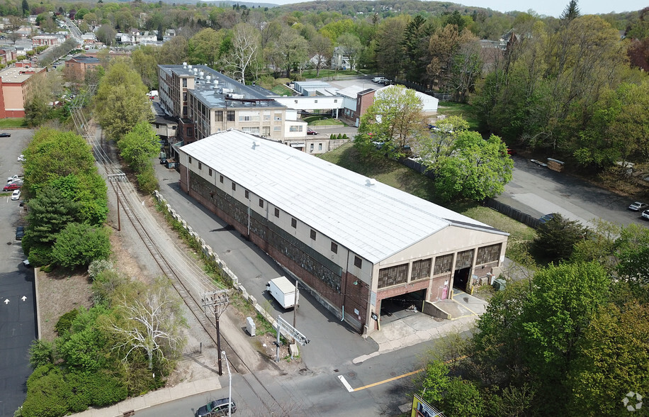 135-153 Center St, Bristol, CT for lease - Aerial - Image 1 of 15