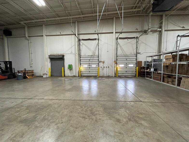 45 Centre Rd, Somersworth, NH for lease - Interior Photo - Image 3 of 5