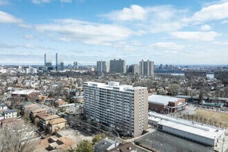 1350 15th St, Fort Lee, NJ - AERIAL  map view - Image1