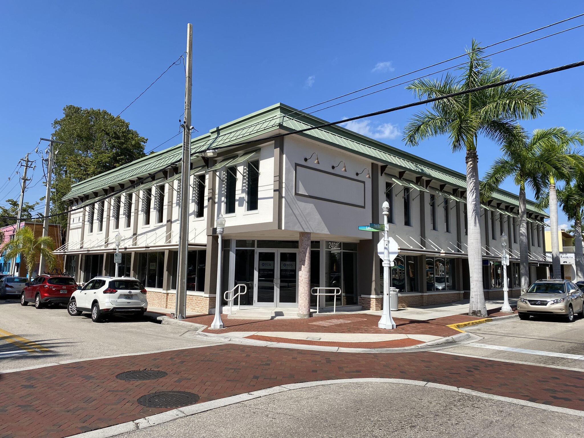 2401 1st St, Fort Myers, FL for lease Primary Photo- Image 1 of 63