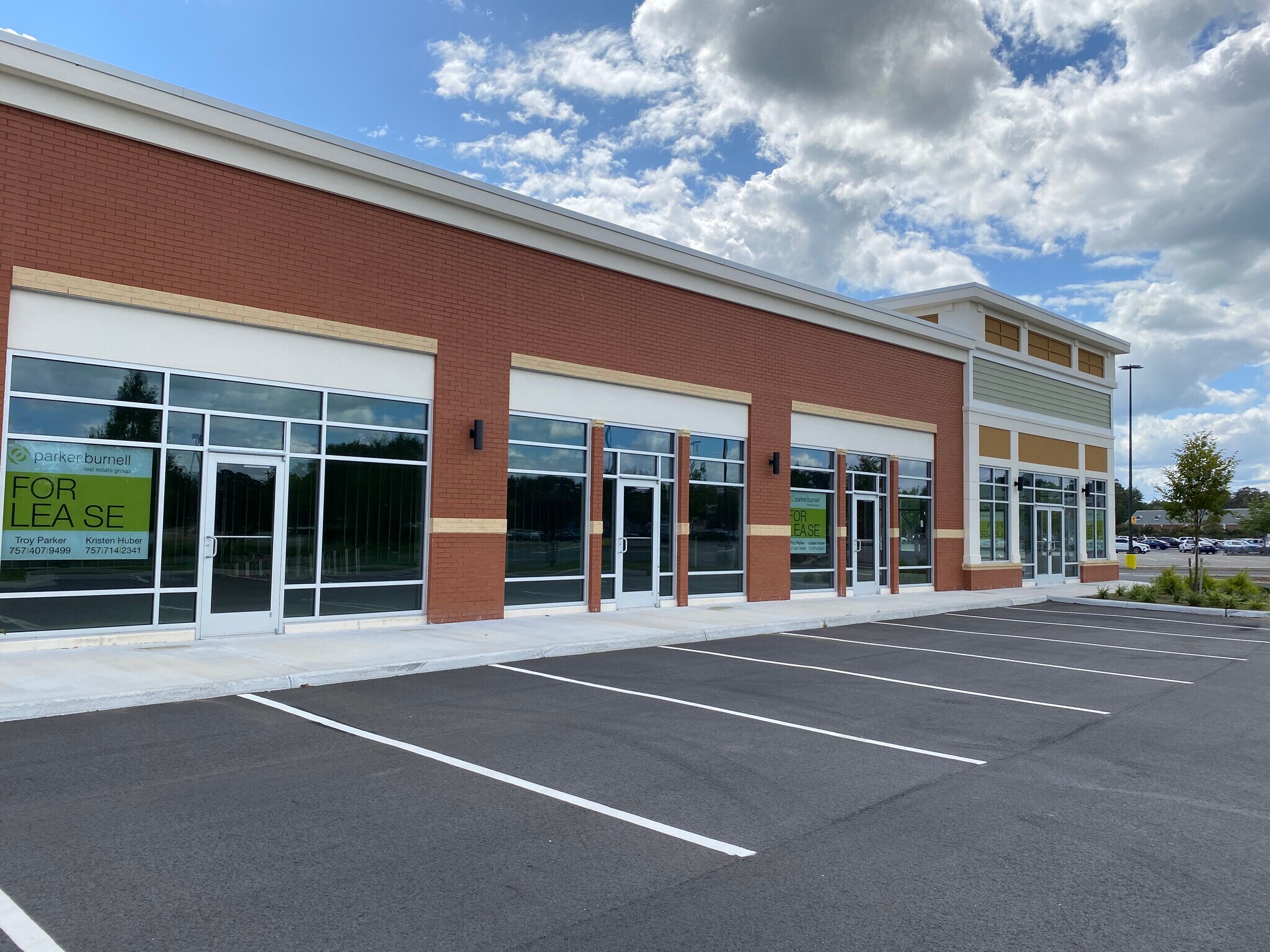 632 Grassfield Pky, Chesapeake, VA 23322 Cahoon Commons