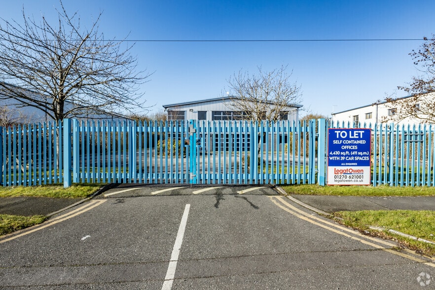 Middlewich Rd, Crewe for lease - Building Photo - Image 2 of 3