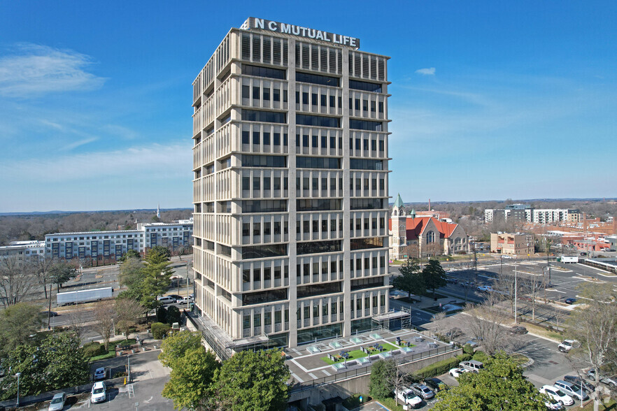 411 W Chapel Hill St, Durham, NC for lease - Building Photo - Image 1 of 26