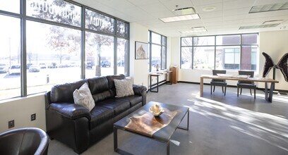 7500 W 160th St, Overland Park, KS for lease Interior Photo- Image 1 of 3