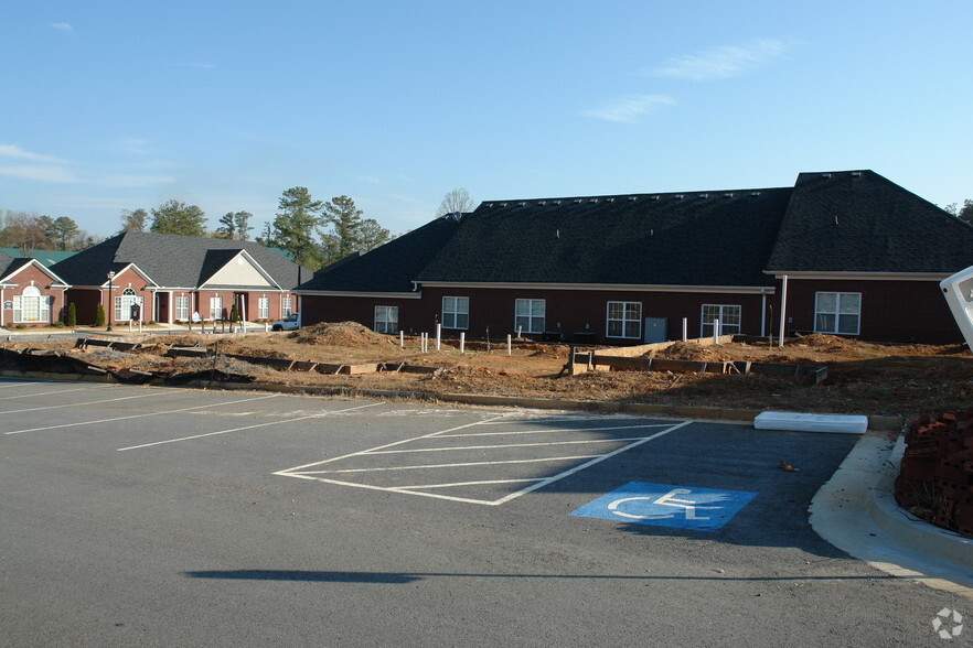 231-237 River Park North Dr, Woodstock, GA for sale - Building Photo - Image 2 of 4