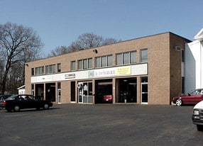417 E Diamond Ave, Gaithersburg MD - Automotive Property