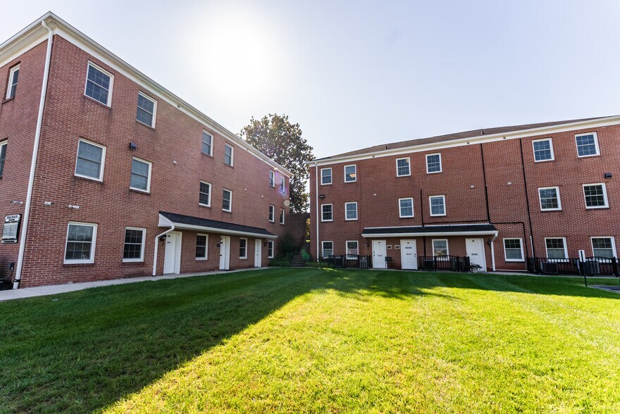 12 Galloway Ave, Cockeysville, MD for lease - Building Photo - Image 3 of 4