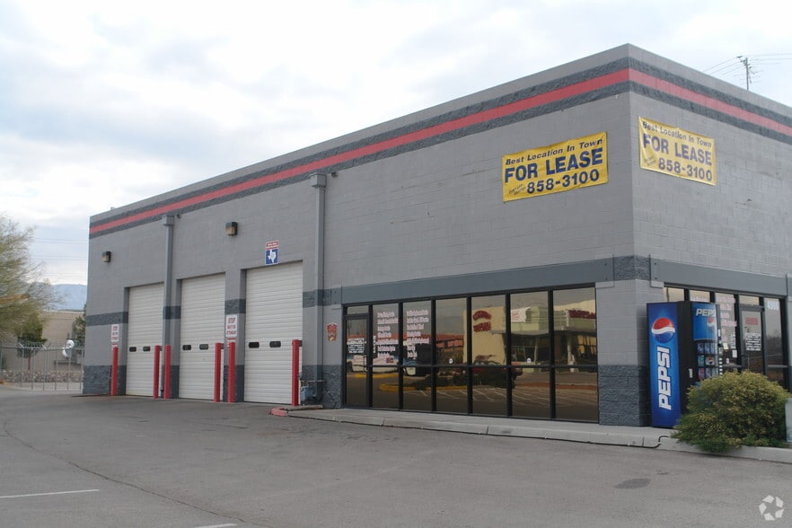 4900 Doniphan Dr, El Paso, TX 79922