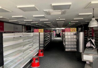 51-53 Toll Gavel, Beverley for lease Interior Photo- Image 1 of 1