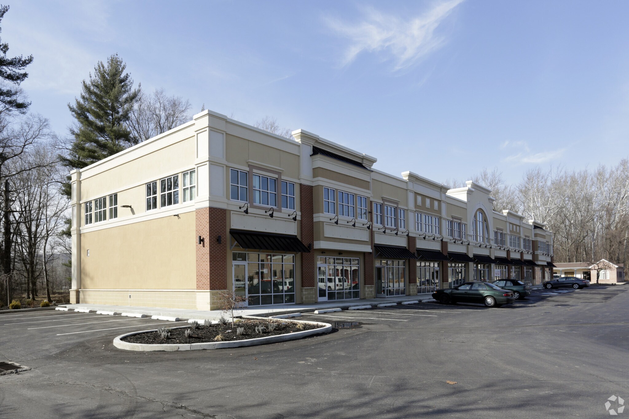 130 Wallace Ave, Downingtown, PA 19335 North Park Plaza