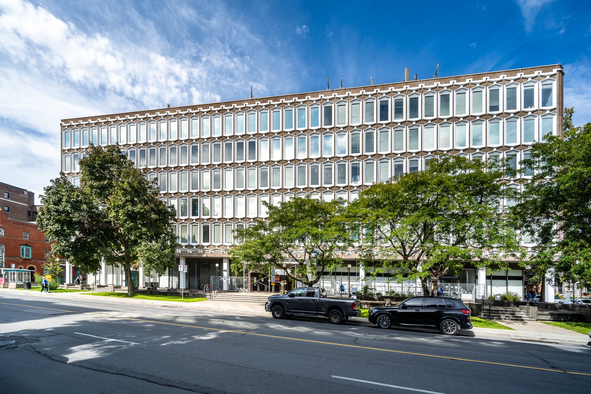 4141 Rue Sherbrooke O, Westmount, QC H3Z 1B7 4141 Rue Sherbrooke