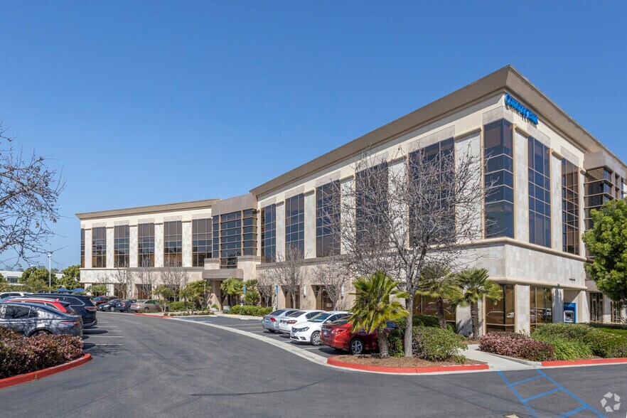 1000 Aviara Pky, Carlsbad, CA for lease - Building Photo - Image 1 of 20