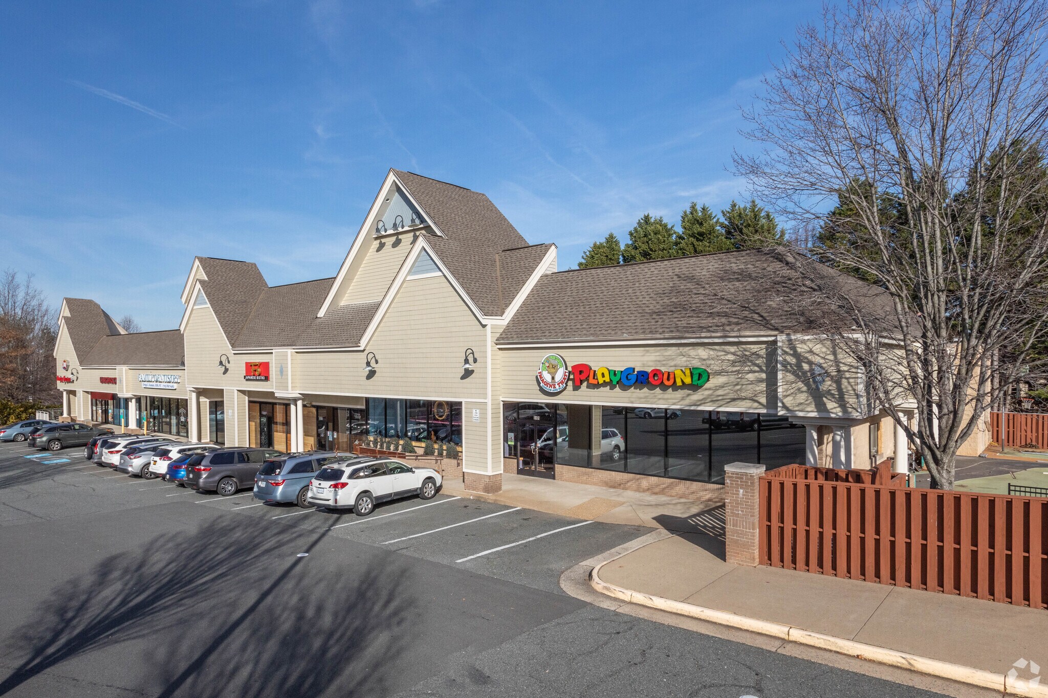 50615301 Waterway Dr, Dumfries, VA 22025 Lake Montclair Center