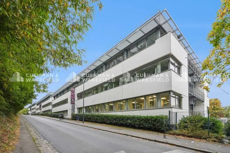 6 Boulevard Dubreuil, Orsay for sale - Building Photo - Image 1 of 14