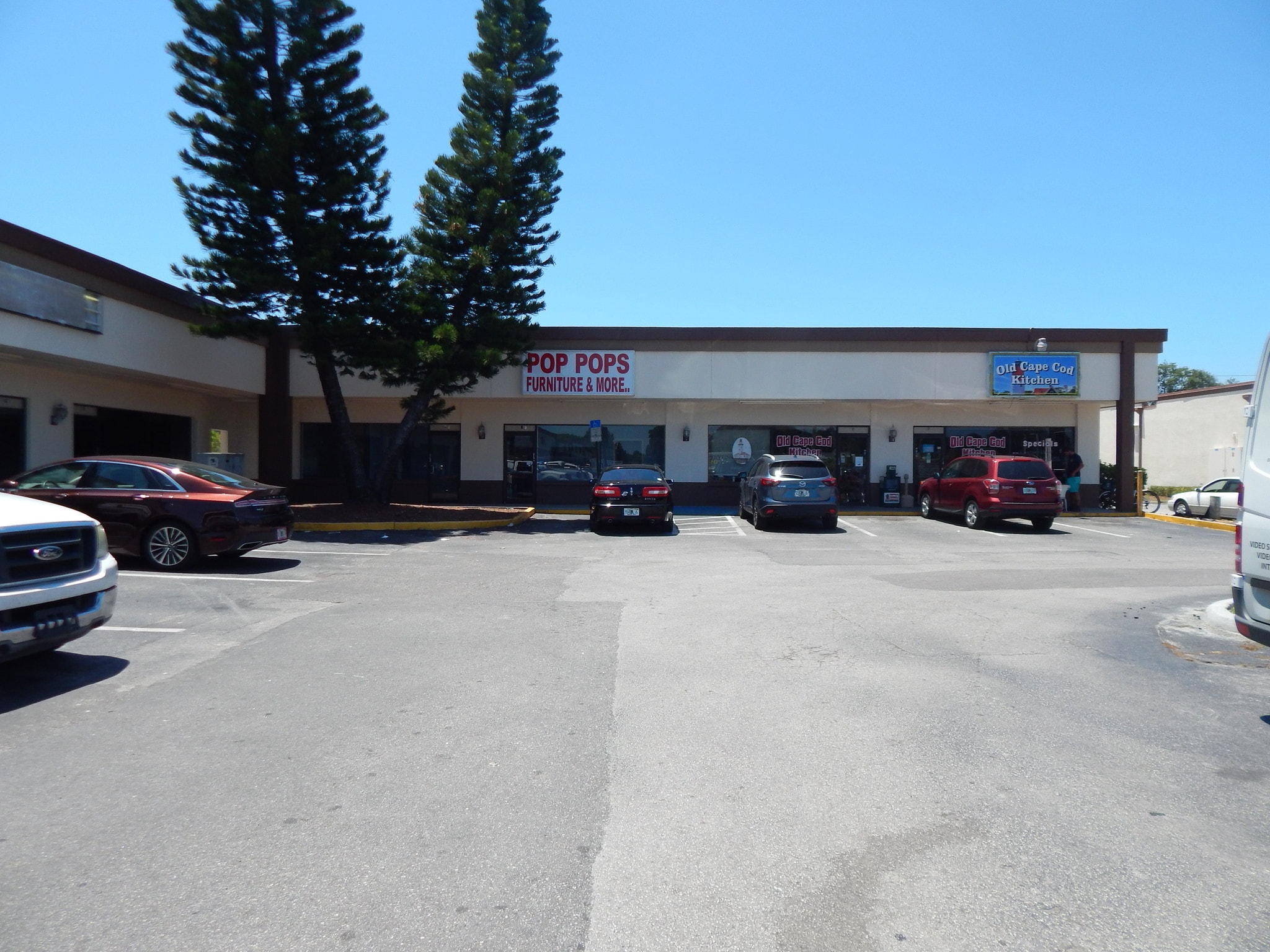 Cristinos Clearwater Fl - w3l3ztm