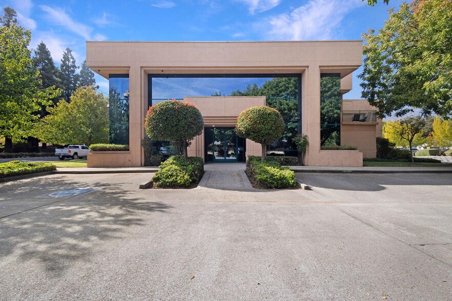 500 W East Ave, Chico, CA for sale - Building Photo - Image 1 of 58