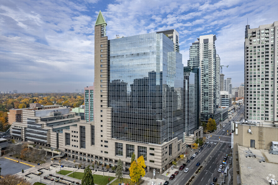 5140 Yonge St, Toronto, ON for lease - Building Photo - Image 1 of 5