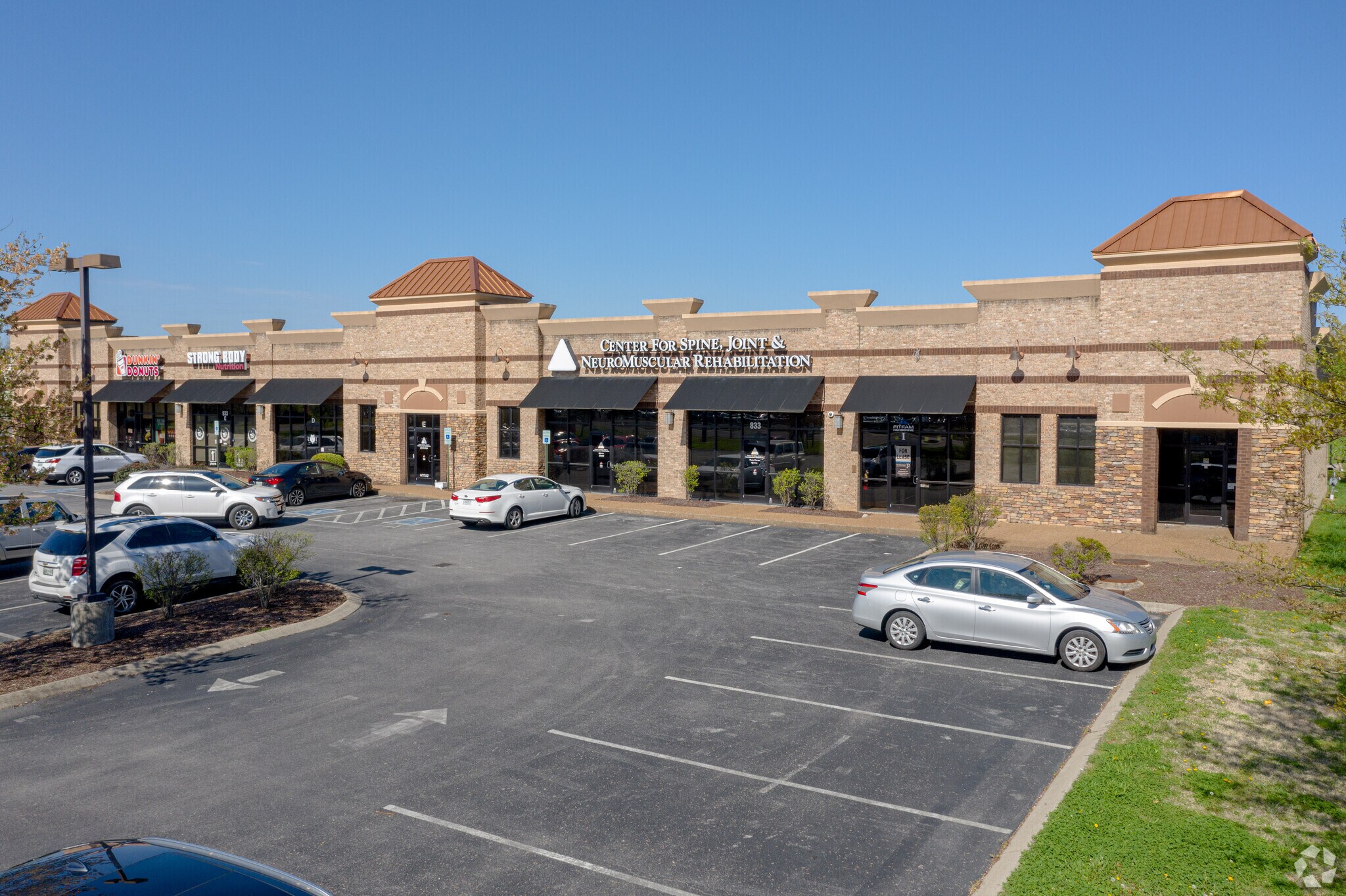 833 Memorial Blvd, Murfreesboro, TN for sale Primary Photo- Image 1 of 1