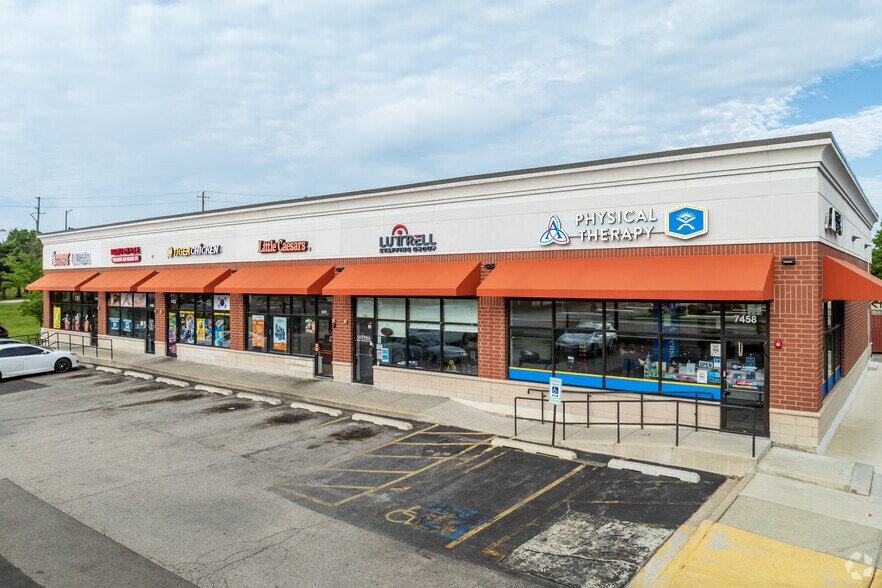7448-7458 Barrington Rd, Hanover Park, IL for sale - Primary Photo - Image 1 of 1