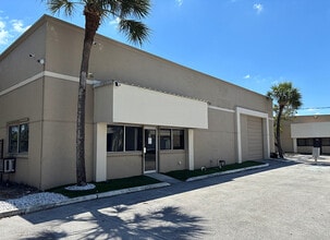 3464 SW 15th St, Deerfield Beach, FL for lease Interior Photo- Image 2 of 7
