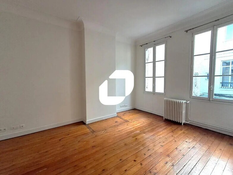 Office in Paris for lease - Interior Photo - Image 3 of 7
