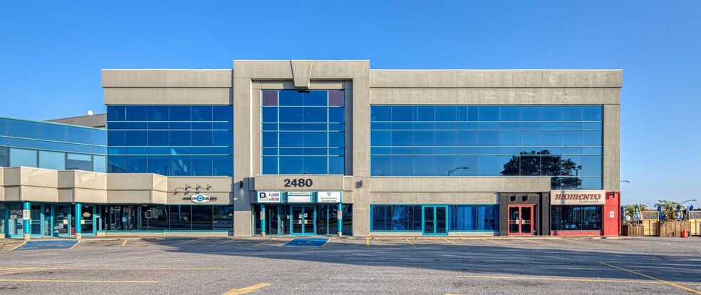 2480 Ch Ste-Foy, Québec, QC for lease - Primary Photo - Image 1 of 4