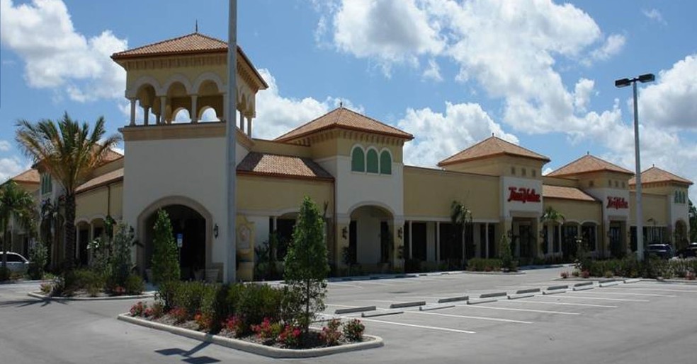 3575 Del Prado Blvd, Cape Coral, FL 33909 - Retail for Lease | LoopNet.com