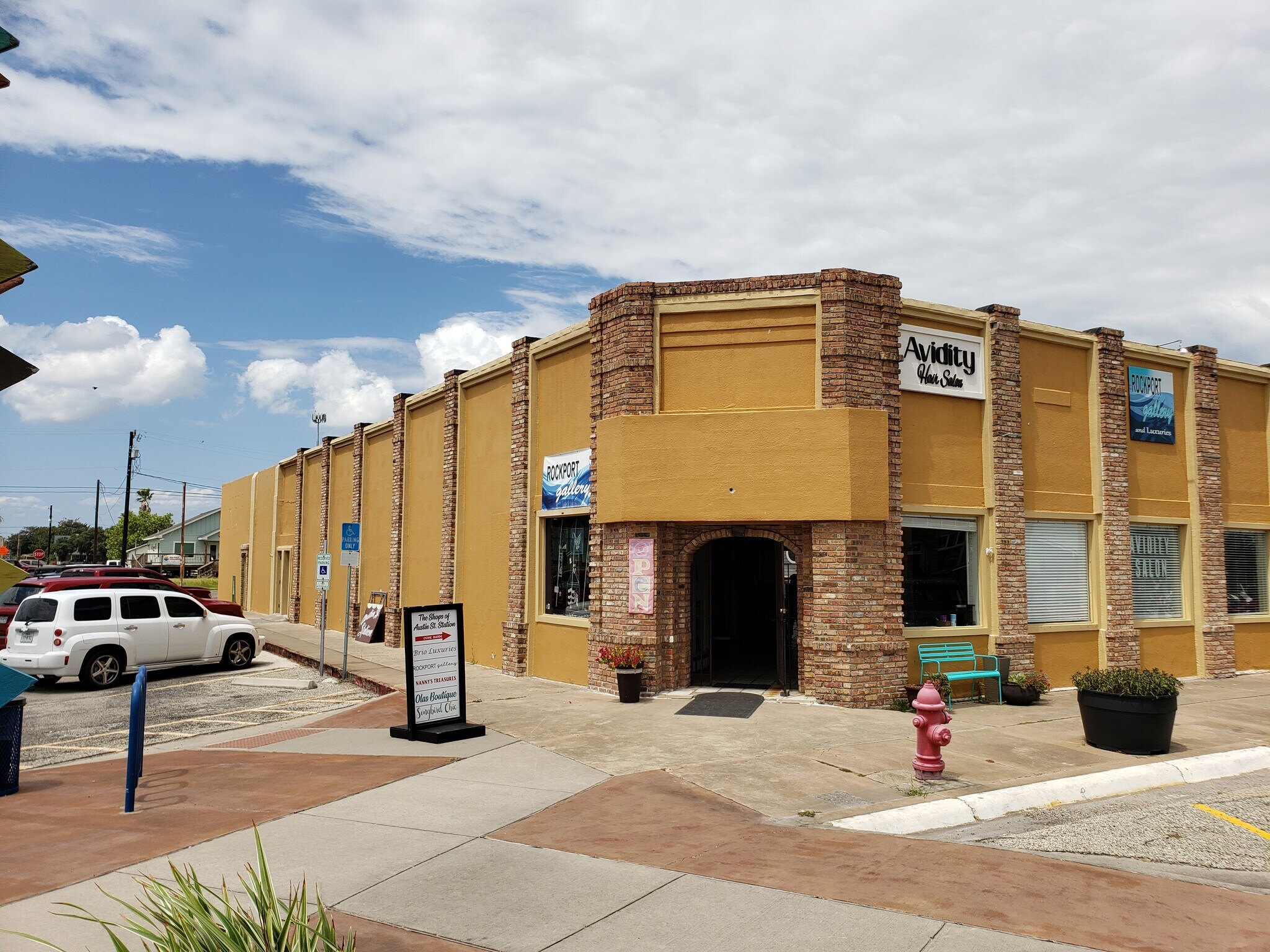 415 S Austin St, Rockport, TX for sale Building Photo- Image 1 of 1