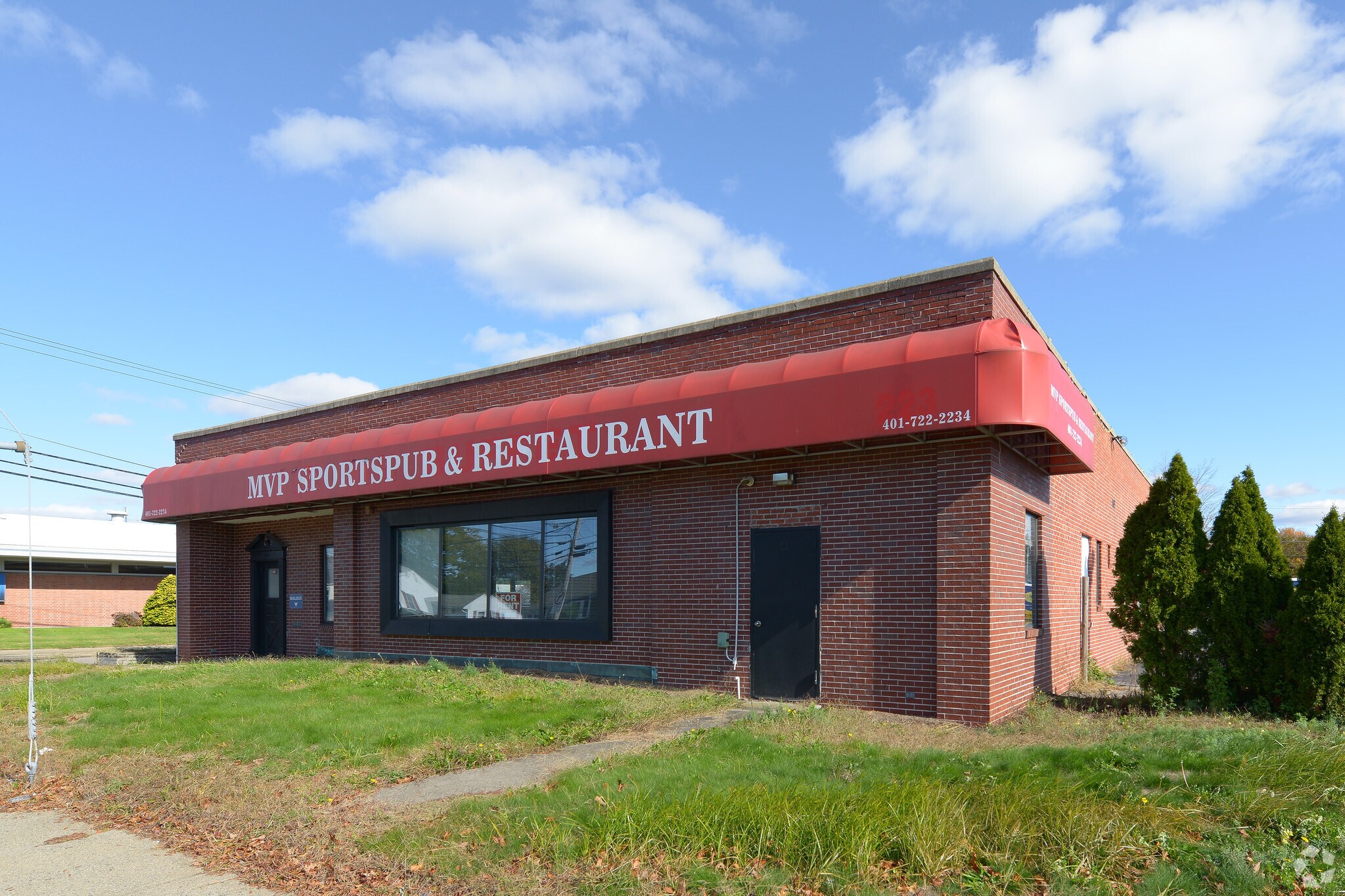 223 Newport Ave, Pawtucket, RI for sale Primary Photo- Image 1 of 1