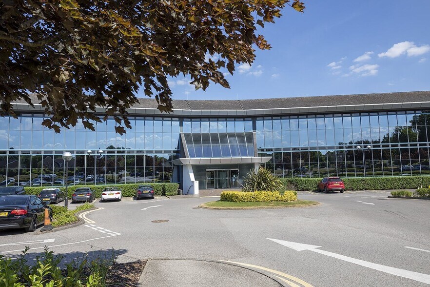 Cain Rd, Bracknell for lease - Building Photo - Image 2 of 41