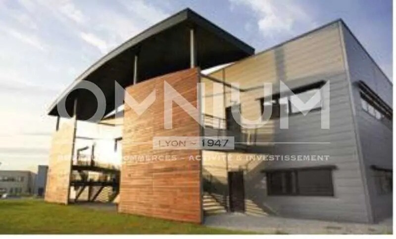 Office in Pusignan for lease - Building Photo - Image 2 of 4