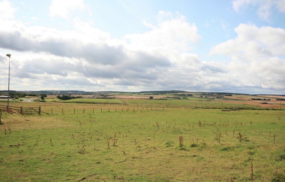 Kininmonth, Peterhead for sale - Primary Photo - Image 1 of 1