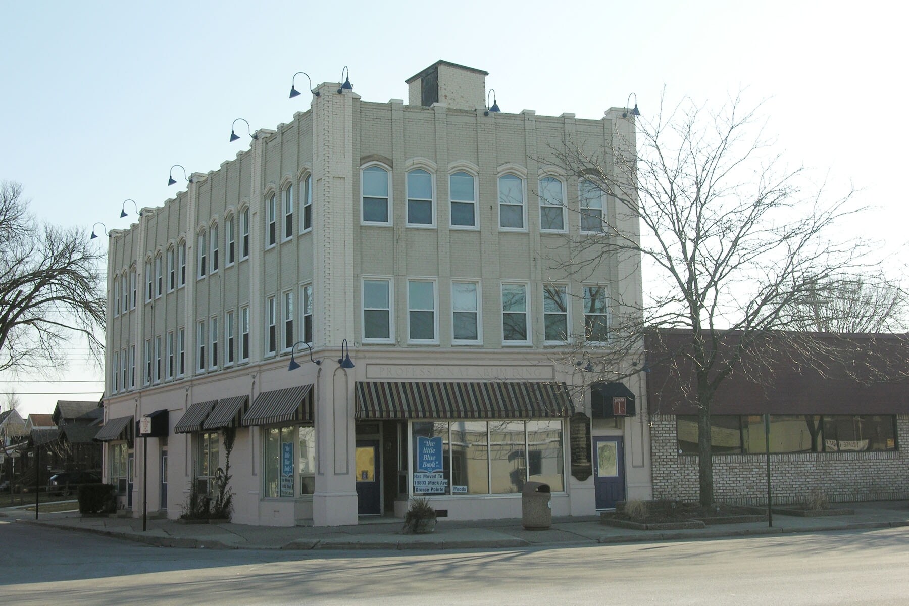 15324 Mack Ave, Grosse Pointe Park, MI for lease Building Photo- Image 1 of 14