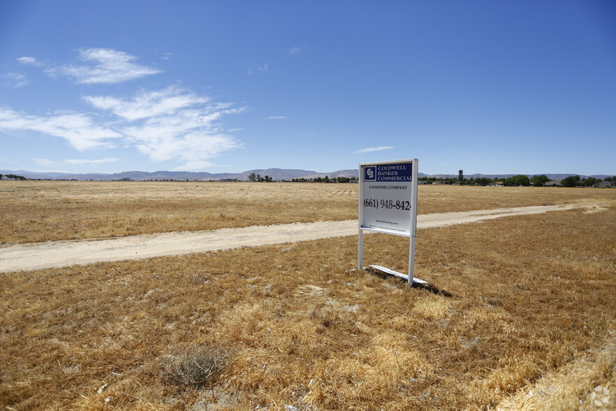 43357 Sierra Hwy, Lancaster, CA for sale - Building Photo - Image 3 of 3