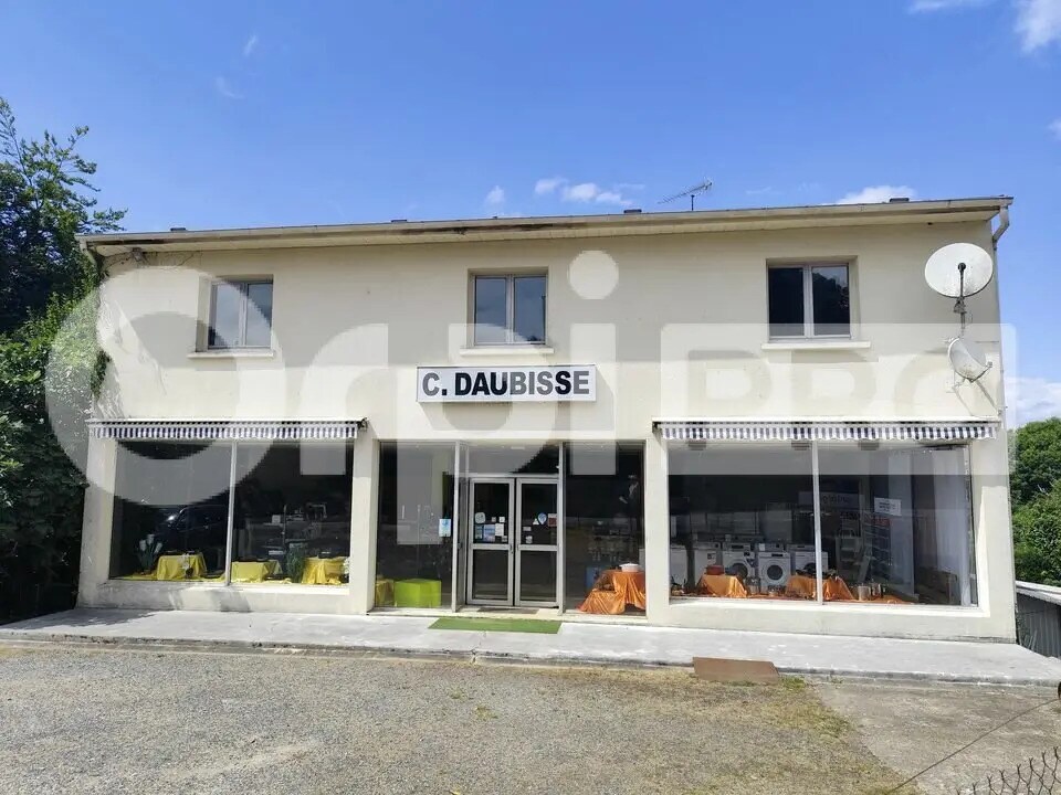 Vente Commerce 840 m² - Photo 1