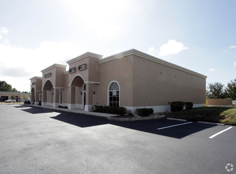 322 Gunnery Rd, Lehigh Acres, FL for lease - Primary Photo - Image 1 of 6